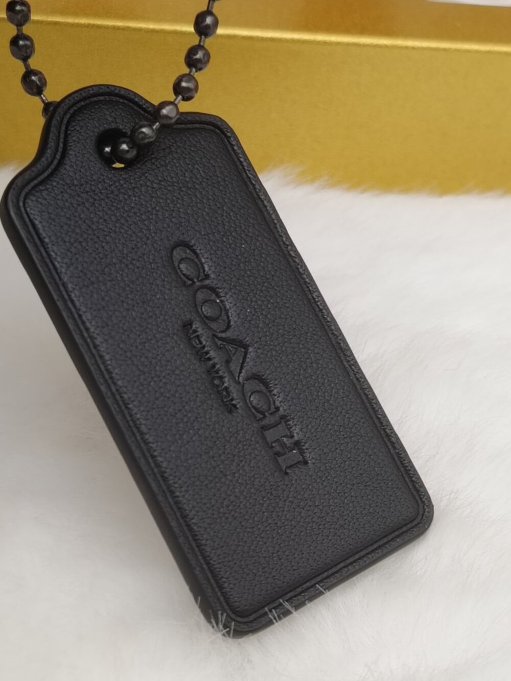 Coach tag - Picture 3 of 5